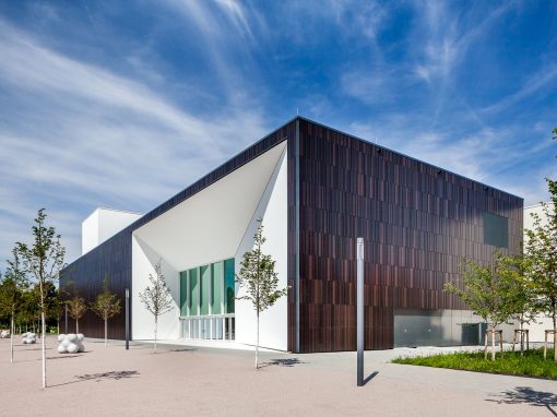 Holz-Aluminiumfenster und Schlosserarbeiten: „Campus One“ Hochschule für Musik Karlsruhe