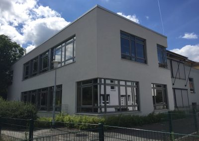 Holz-Aluminiumfenster und -haustüren: Wallstadtschule Mannheim