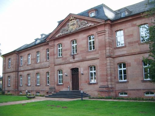Holzfenster und Holzhaustüren: FAWF Forschungsanstalt für Waldökologie und Forstwirtschaft Trippstadt